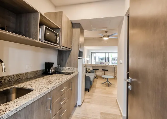 Hotel Sea Breezes At Syrena 409