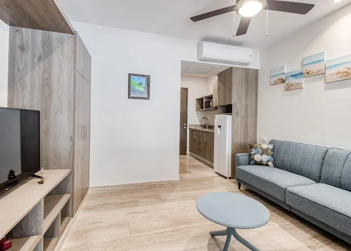 Hotel Sea Breezes At Syrena 409