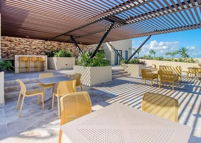 Sea Breezes At Syrena 409